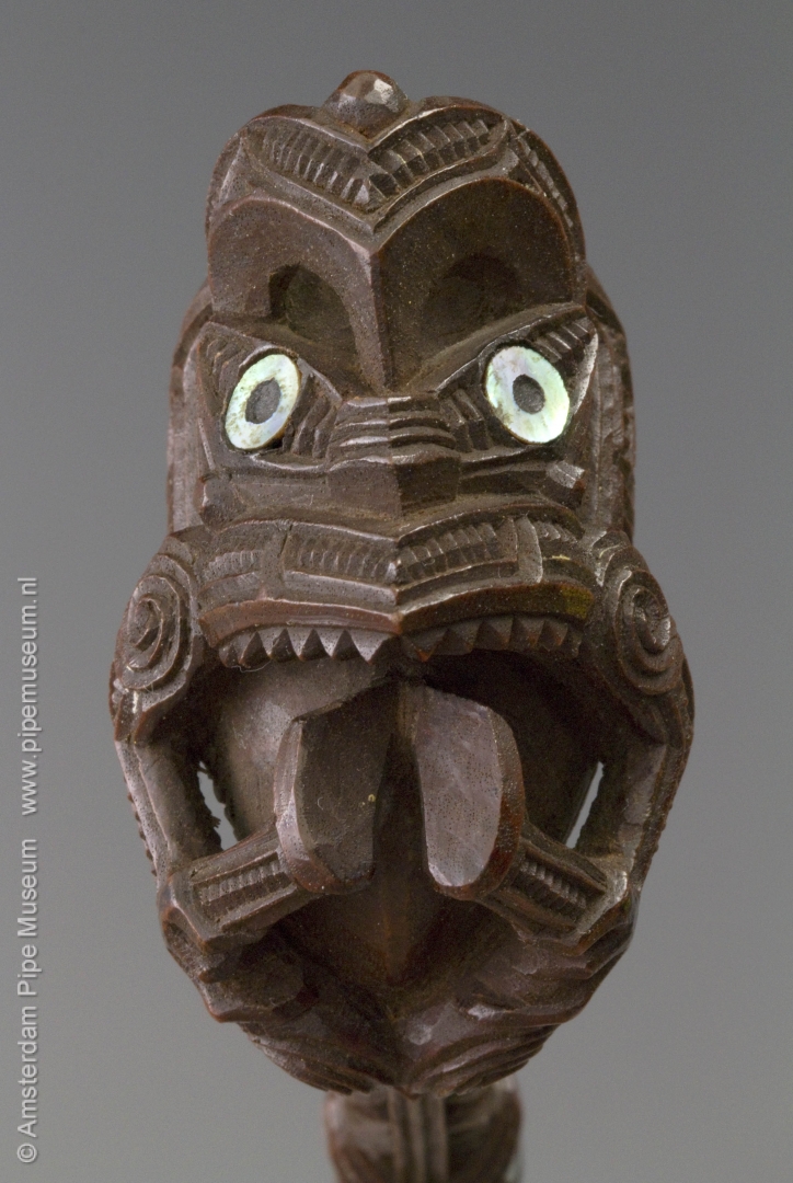 075-22.288-etn-maori-figuurpijp-08