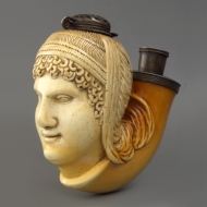 Sereen Etruskisch vrouwenhoofd
