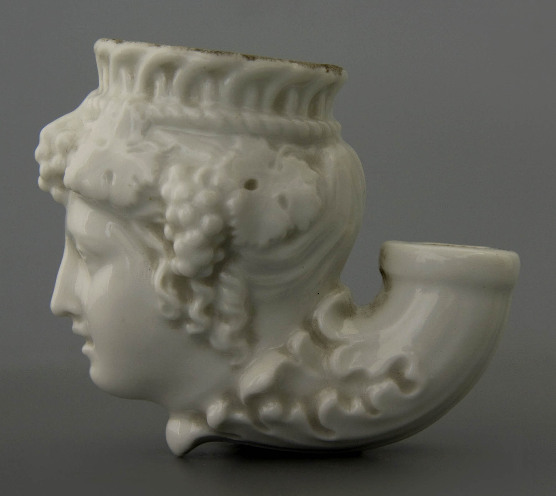 11-15.089-porcelain-blancdechine-vrouwenhoofd-1
