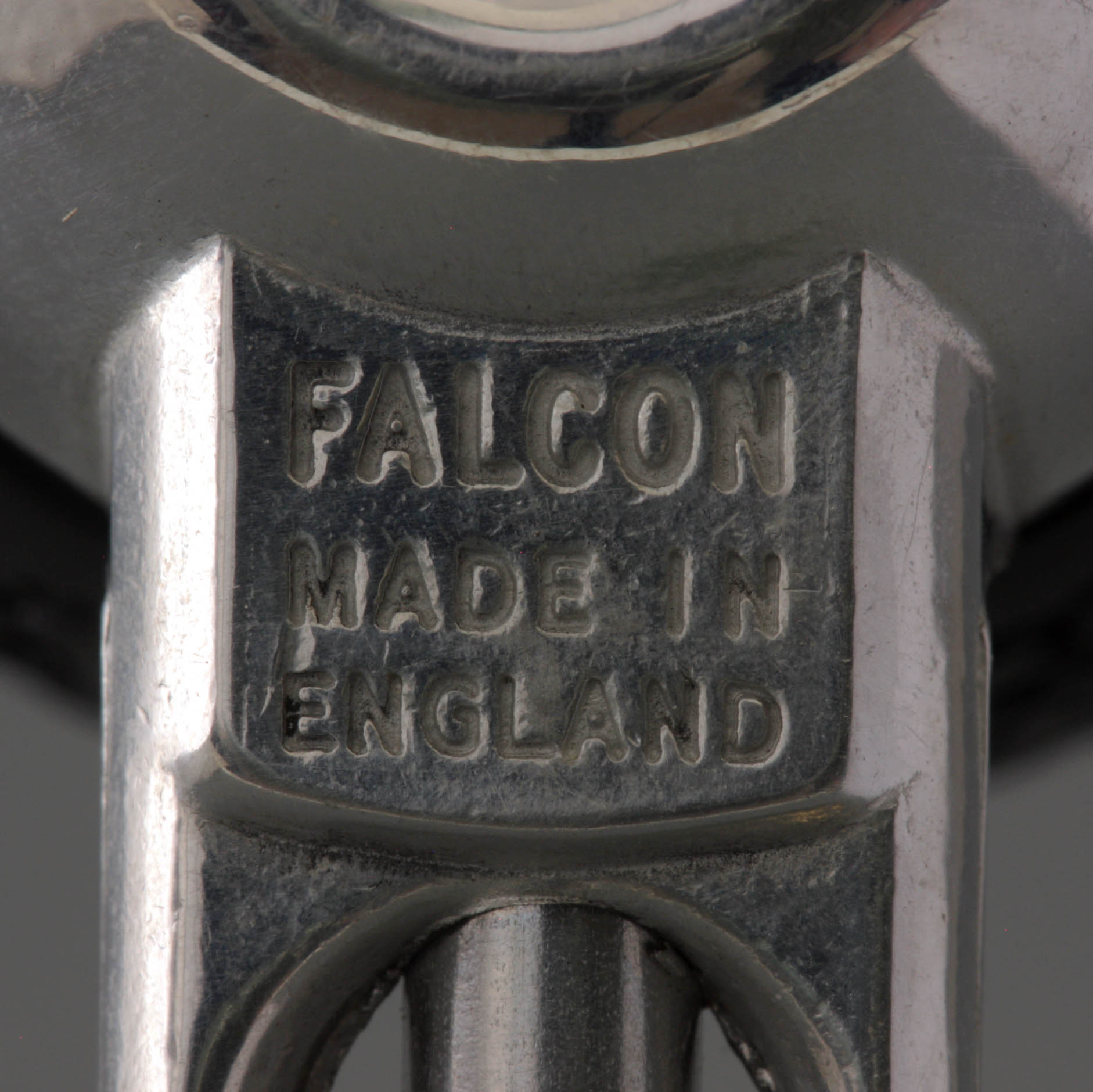 04-00.227a  overig-falcon-standaard-12