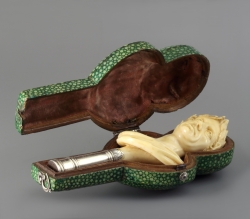 Chic packaged pipe stopper