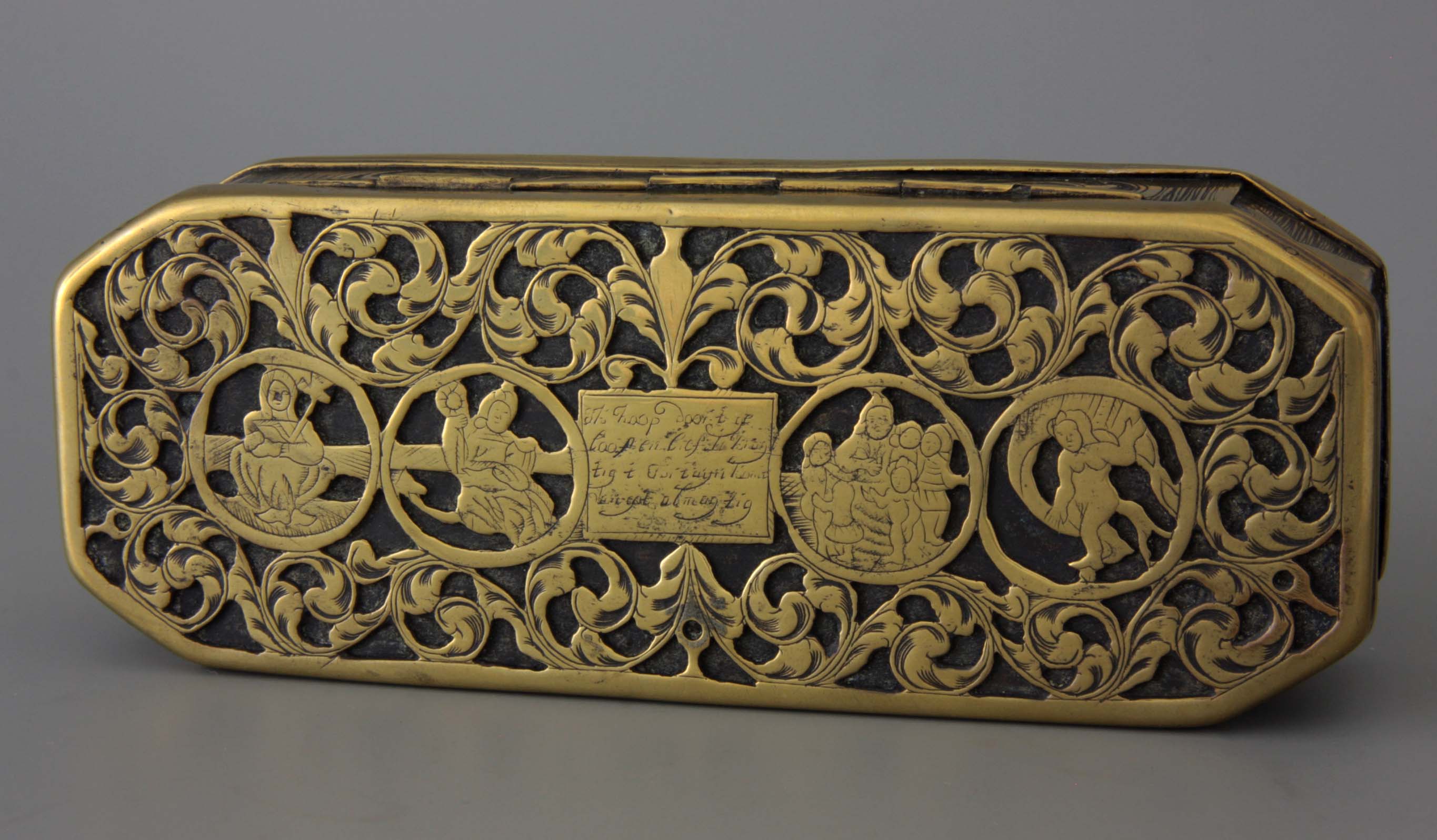 23-20.731-tobaccobox-batavia-coat-of-arms