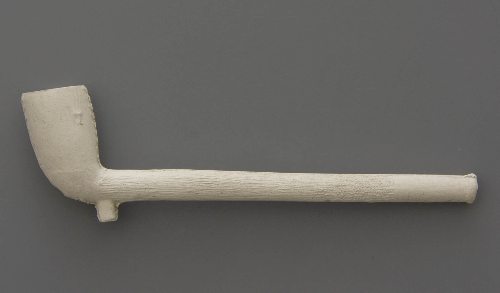 48-06.874-clay-pipe-westerwald-td-sigarette-1