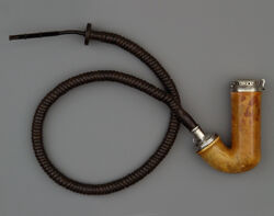 Tobacco pipe with flexible stem